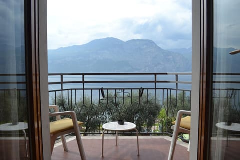 Hotel Smeraldo Hotel in Brenzone sul Garda