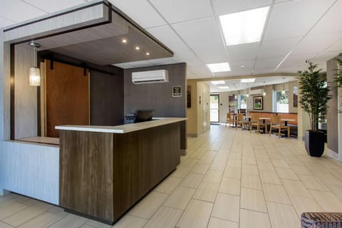 Gallus Stadium Park Inn, an Ascend Collection Hotel Hotel in Cayce