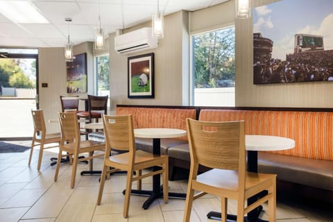 Gallus Stadium Park Inn, an Ascend Collection Hotel Hotel in Cayce