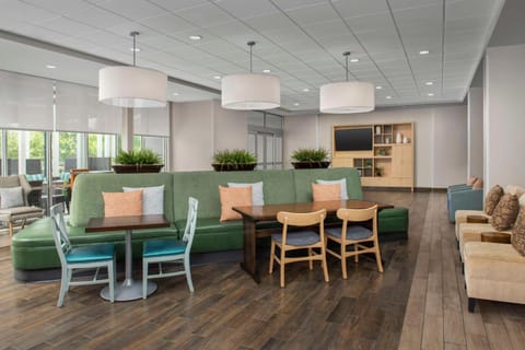 Home2 Suites by Hilton Summerville Hotel in Summerville