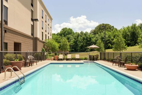 Hampton Inn & Suites Prattville Hotel in Millbrook