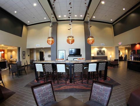 Hampton Inn & Suites Grand Forks Hotel in Grand Forks