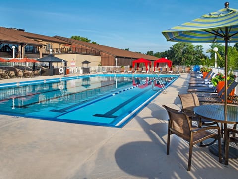 DoubleTree by Hilton Hotel St. Louis - Chesterfield Hotel in Chesterfield