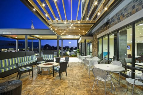 Home2 Suites by Hilton Decatur Ingalls Harbor Hotel in Decatur