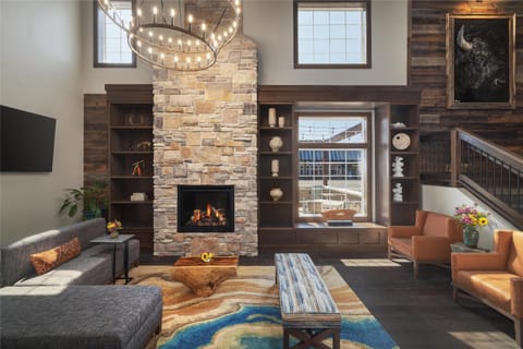 Starlite Yellowstone, Tapestry Collection by Hilton Hotel in West Yellowstone