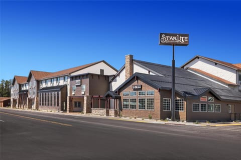Starlite Yellowstone, Tapestry Collection by Hilton Hotel in West Yellowstone