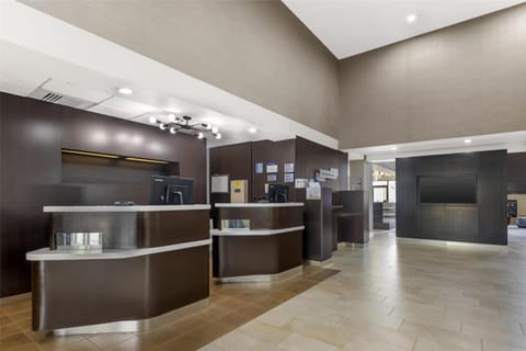 Best Western Plus Elgin - Chicago Hotel in Dundee
