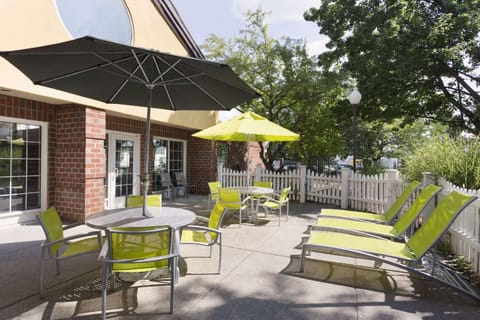 Wyndham Garden Grand Rapids Airport Hotel in Kentwood