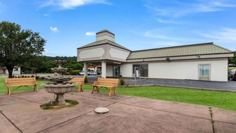 Motel 6 Pulaski, TN Hotel in Tennessee