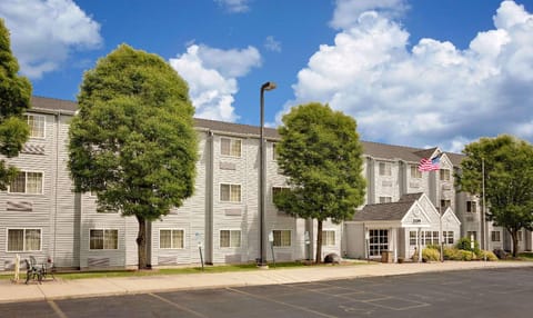 Microtel Inn & Suites by Wyndham Madison East Hotel in Madison