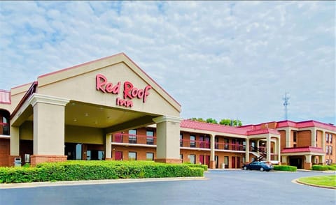 Red Roof Inn Prattville Hotel in Millbrook