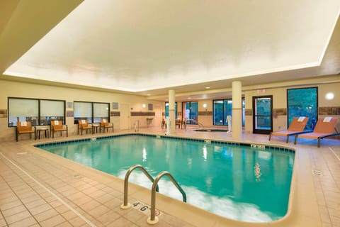 Courtyard by Marriott Traverse City Hotel in Traverse City