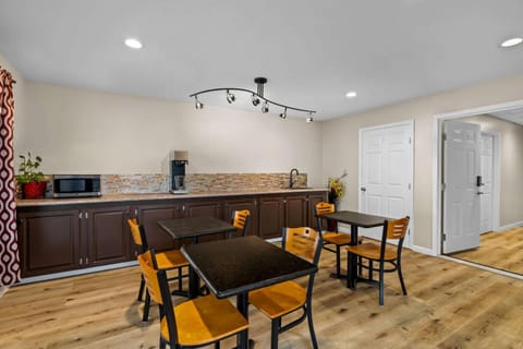 Rodeway Inn & Suites Brookhaven Hotel in Mississippi