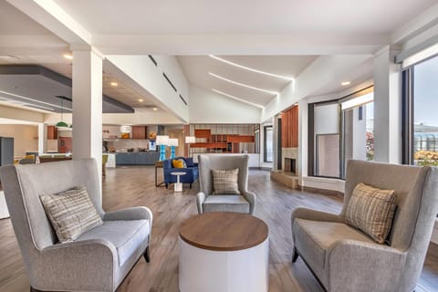 Comfort Inn & Suites Arlington Heights - Buffalo Grove Hotel in Palatine