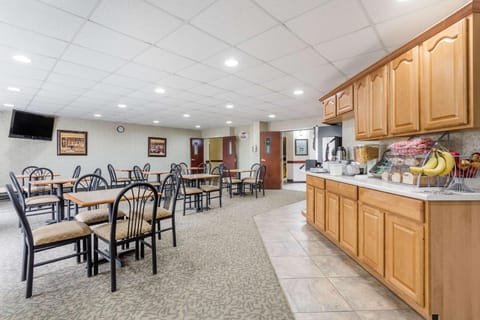 Sleep Inn & Suites Grovetown - Augusta West Resort in Evans