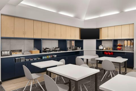 TownePlace Suites by Marriott Chicago Naperville Hotel in Warrenville