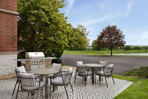 TownePlace Suites by Marriott Chicago Naperville Hotel in Warrenville