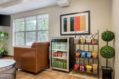 Extended Stay America Suites - Chicago - Elgin - West Dundee Hotel in Dundee