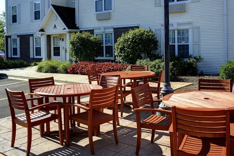 Extended Stay America Suites - Chicago - Elgin - West Dundee Hotel in Dundee