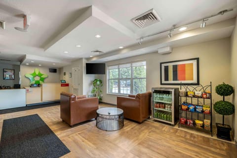 Extended Stay America Suites - Chicago - Elgin - West Dundee Hotel in Dundee