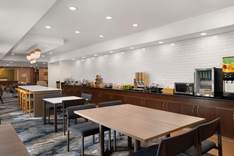 Fairfield by Marriott Inn & Suites Chicago Naperville/Aurora Hotel in Warrenville