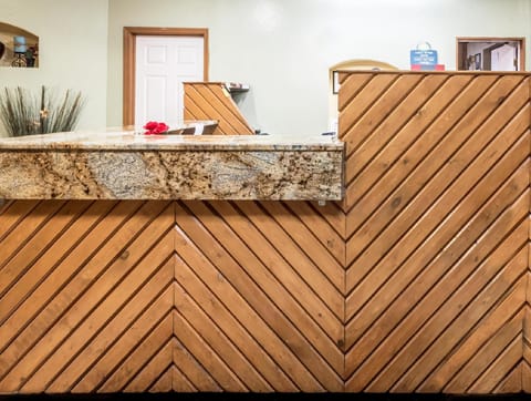 Days Inn by Wyndham South Fort Worth Hotel in Fort Worth