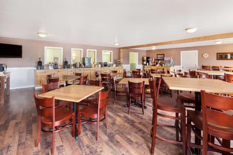 Baymont by Wyndham Manistee Hotel in Manistee