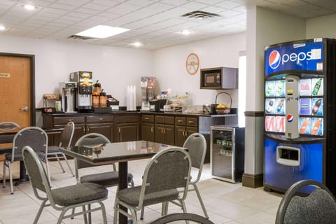 Howard Johnson by Wyndham Beckley Hotel in Beckley