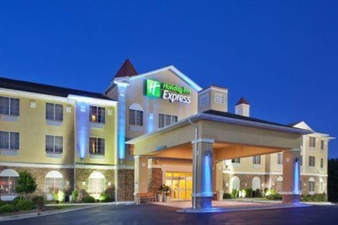 HOLIDAY INN EXPRESS SAVANNAH AIRPORT By IHG Hotel in Pooler