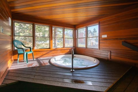 Hot tub
