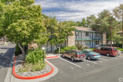 THUNDERBIRD RESORT CLUB Resort in Sparks