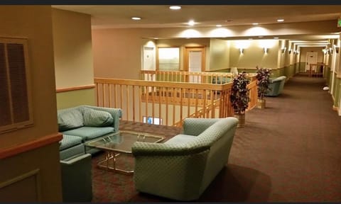 Super 8 By Wyndham Columbia City Hotel in Indiana