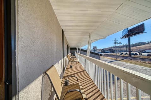 Super 8 By Wyndham Sturgis Hotel in Sturgis