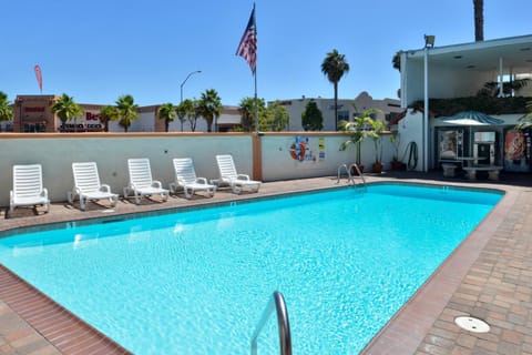 Americas Best Value Inn Loma Lodge Hotel in Point Loma