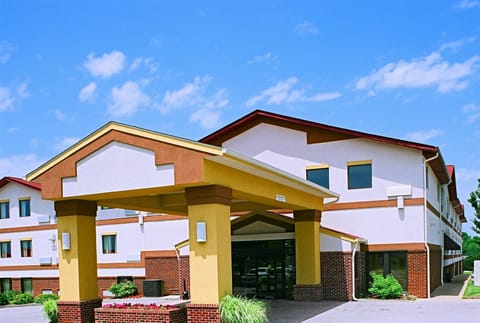 Americas Best Value Inn St. Louis South Hotel in Ozark Mountains