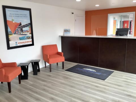 Howard Johnson by Wyndham Spokane North Hotel in Spokane