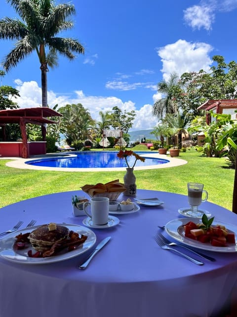 El Chante Spa Hotel Hotel in Chapala