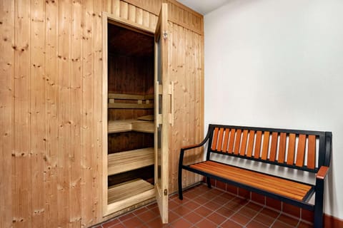 Travelodge by Wyndham Edgemont Hotel in South Dakota