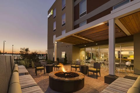 Home2 Suites by Hilton Columbus Hotel in Phenix City