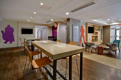 Home2 Suites by Hilton Nashville Vanderbilt Hotel in Music Row