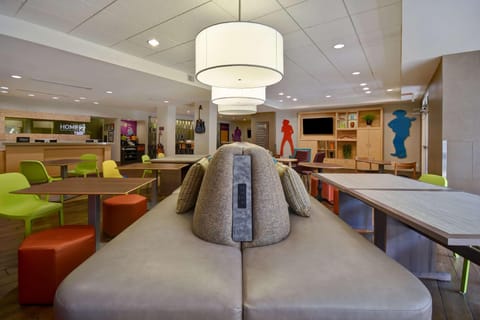 Home2 Suites by Hilton Nashville Vanderbilt Hotel in Music Row