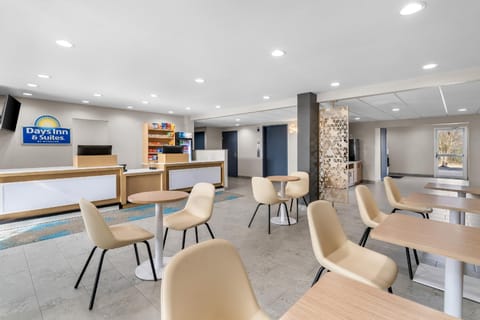 Days Inn & Suites by Wyndham Brandon Amphitheater Hotel in Flowood