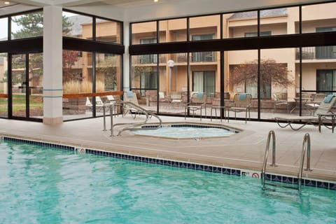 Courtyard by Marriott Detroit Troy Hotel in Troy