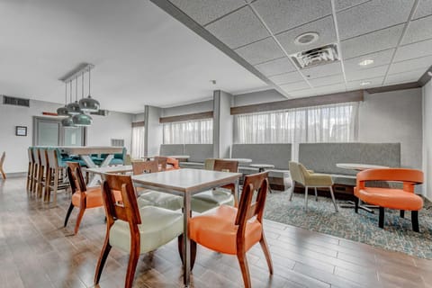 Hampton Inn Morgantown Hotel in Morgantown