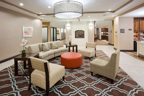 Homewood Suites by Hilton Davenport Hotel in Bettendorf