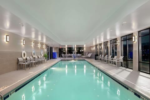 Hampton Inn Emerson LakePoint Hotel in Cartersville