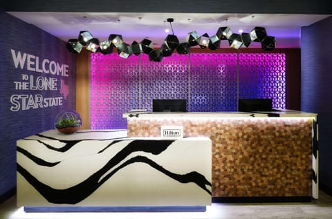 Hampton Inn & Suites Dallas-DFW ARPT W-SH 183 Hurst Hotel in Hurst