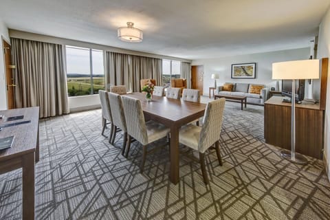 Hilton Knoxville Airport Hotel in Alcoa