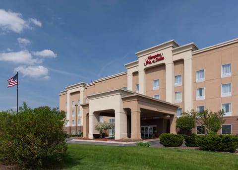 Hampton Inn & Suites Davenport Hotel in Bettendorf