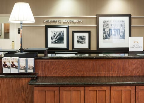 Hampton Inn & Suites Davenport Hotel in Bettendorf